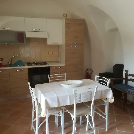 Apartament La Casa Di Umberto Ventimiglia